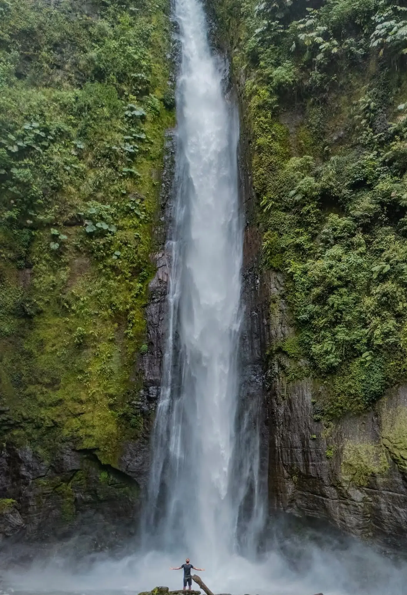 San Fernando waterfall, Bajos del Toro, Costa Rica