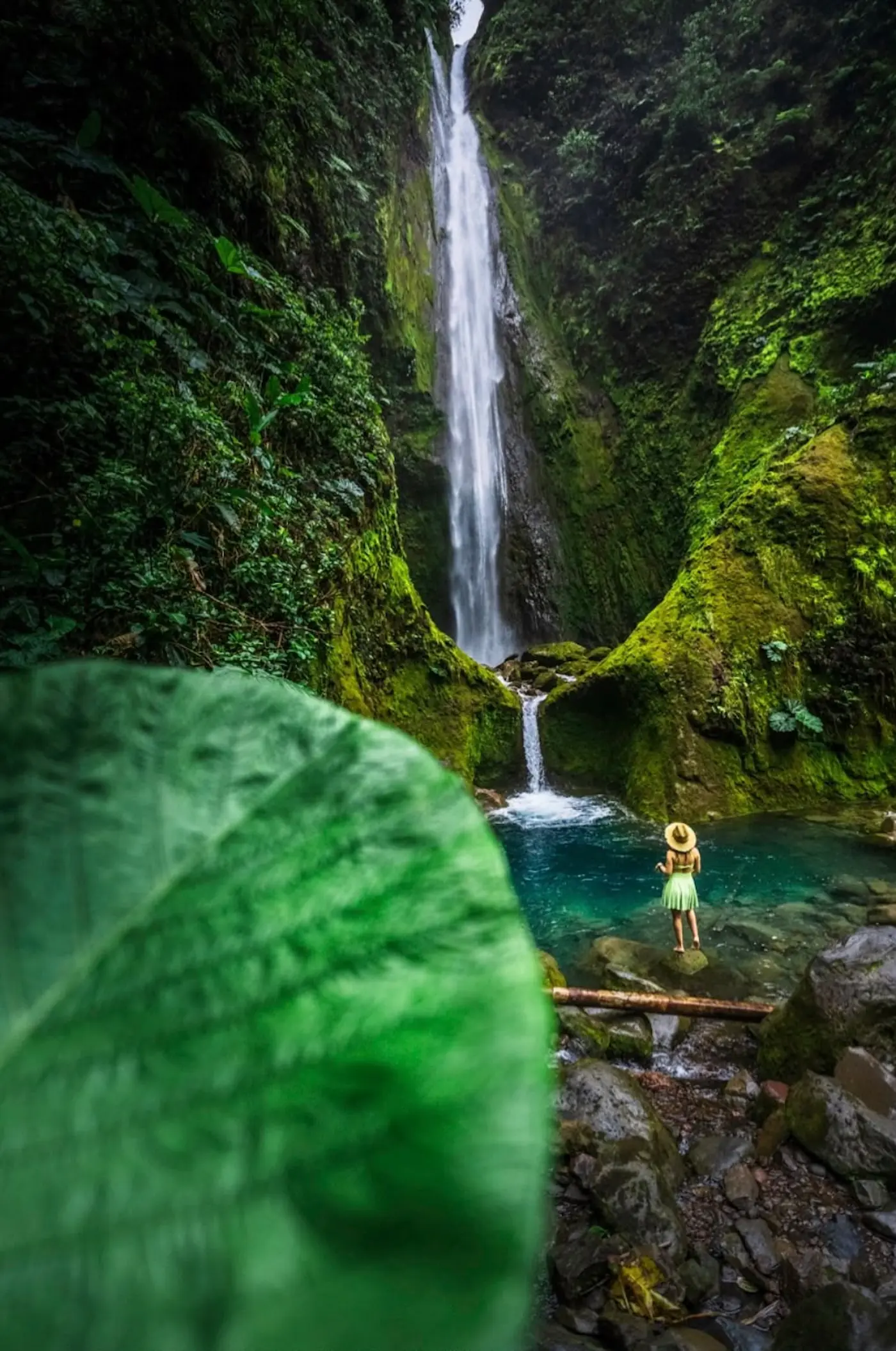 Vuelta del Cañón waterfall hike, Bajos del Toro, Costa Rica